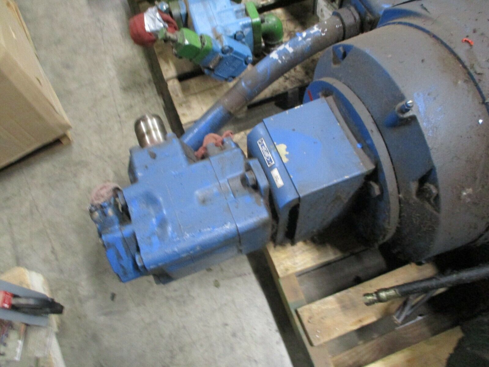 Vickers Vane Pumps w/ Motor 4520V42A8/4520V50A5 50HP 1200RPM 230/460V 132/66A