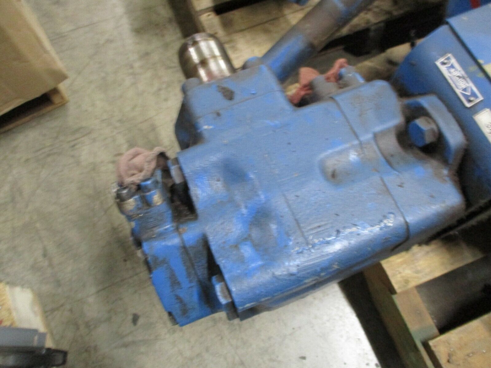 Vickers Vane Pumps w/ Motor 4520V42A8/4520V50A5 50HP 1200RPM 230/460V 132/66A