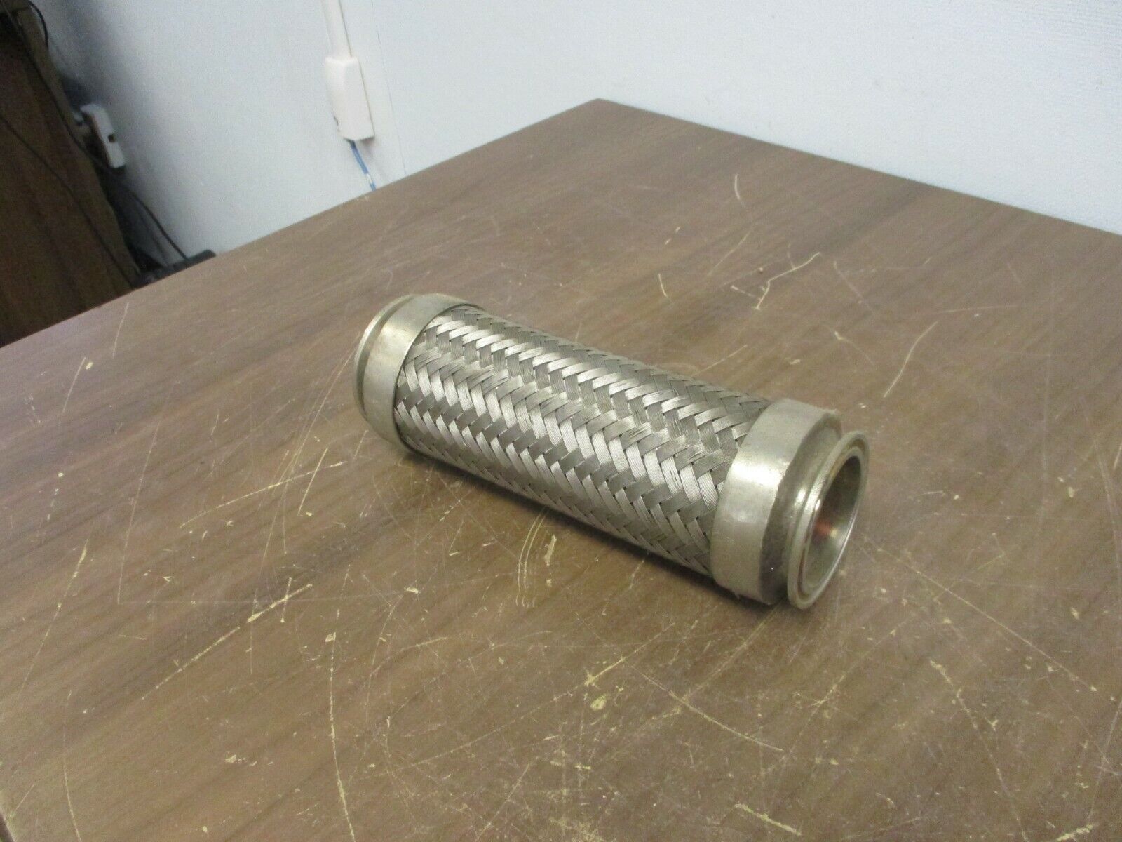 Motion Industries Stainless Steel Flexible Hose IL 34 Flexible Length: 6" Used