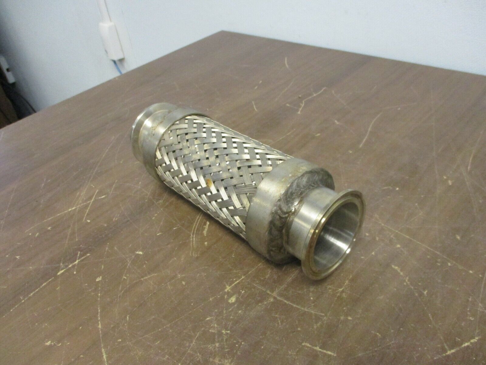 Misc. Brand Stainless Steel Flexible Hose Flexible Length: 4.5" Size: 2" Used