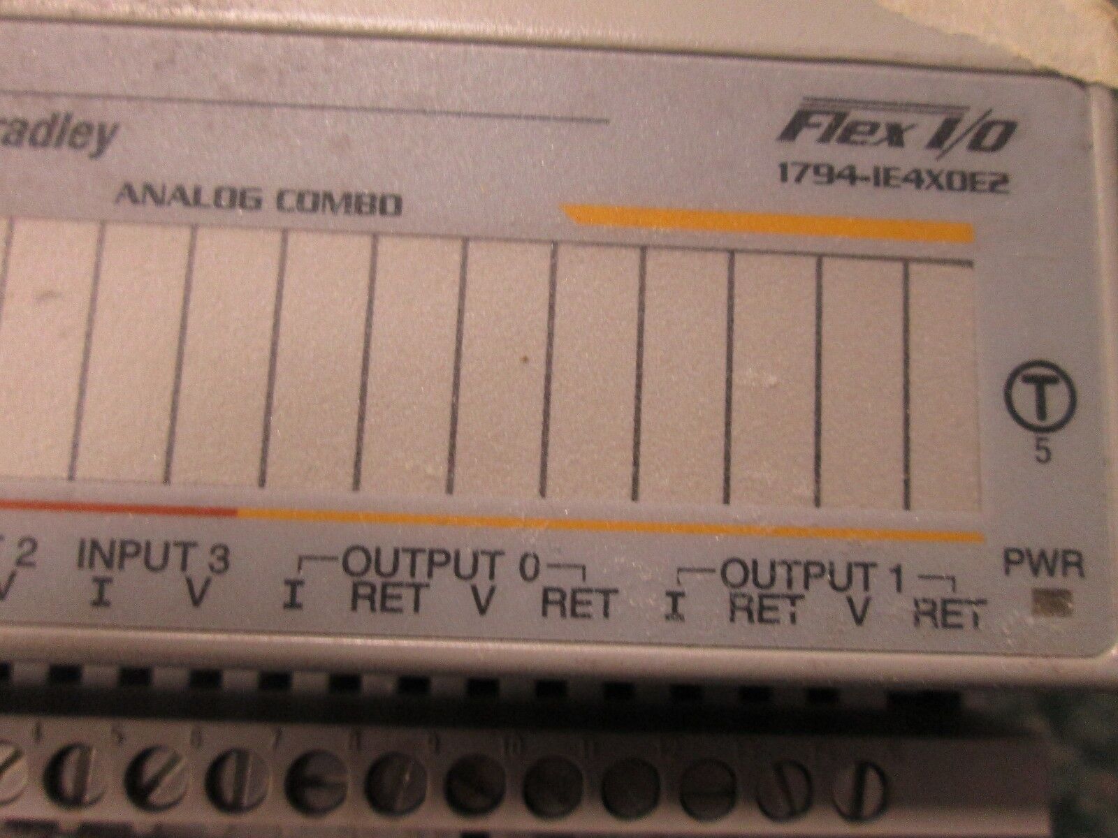 Allen-Bradley Analog Combo Flex I/O 1794-IE4X0E2 Used