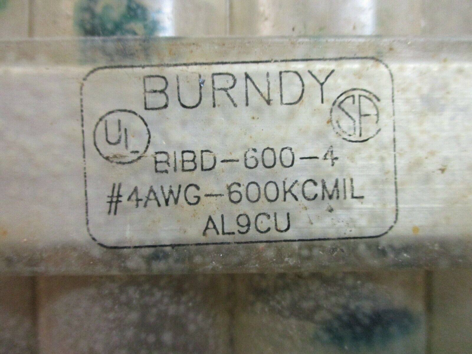 Burndy Multi-Tap Connector BIBD-600-4 #4AWG-600KCMIL 4P Used