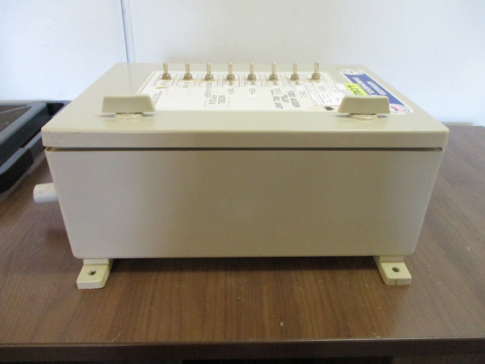 Automated Environments, Inc. Feed Auger Relay Control Unit FACU-8 Used