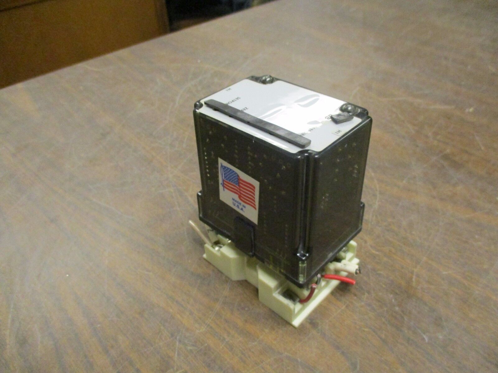 Action Instruments Signal Conditioner 1020-6016 120VAC Power, 4-20mA DC In, Used