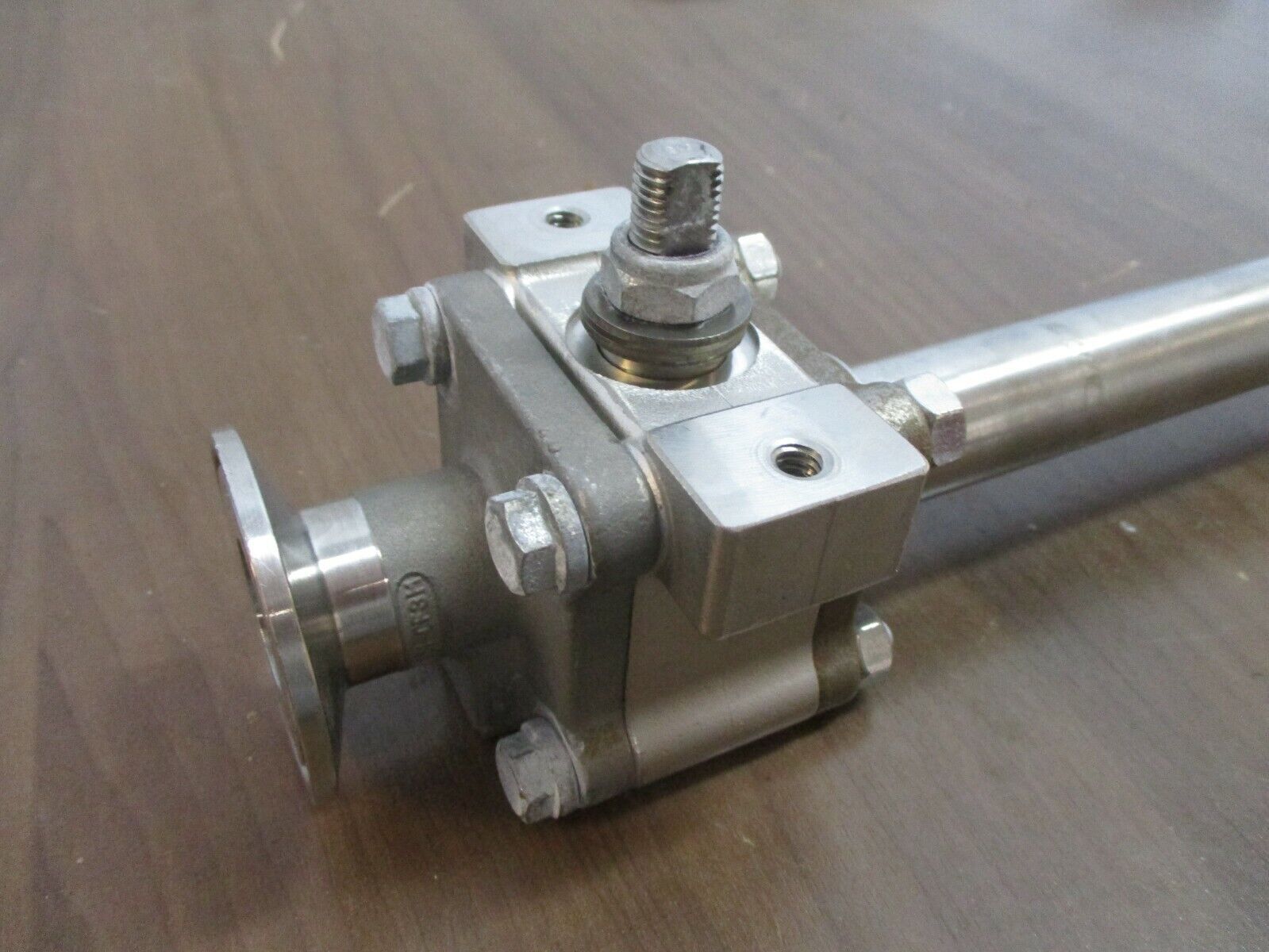 Flowserve Worchester Controls Ball Valve 1B4466TXBO R3 1000CWP Body: CF8M Used