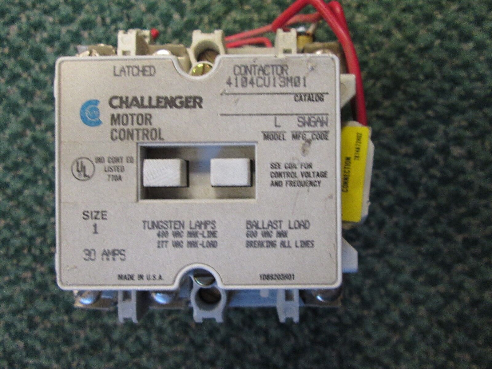 Challenger Size 1 Contactor 4104CU13M01 30 A 600 V 120 V coil 3 Pole Used