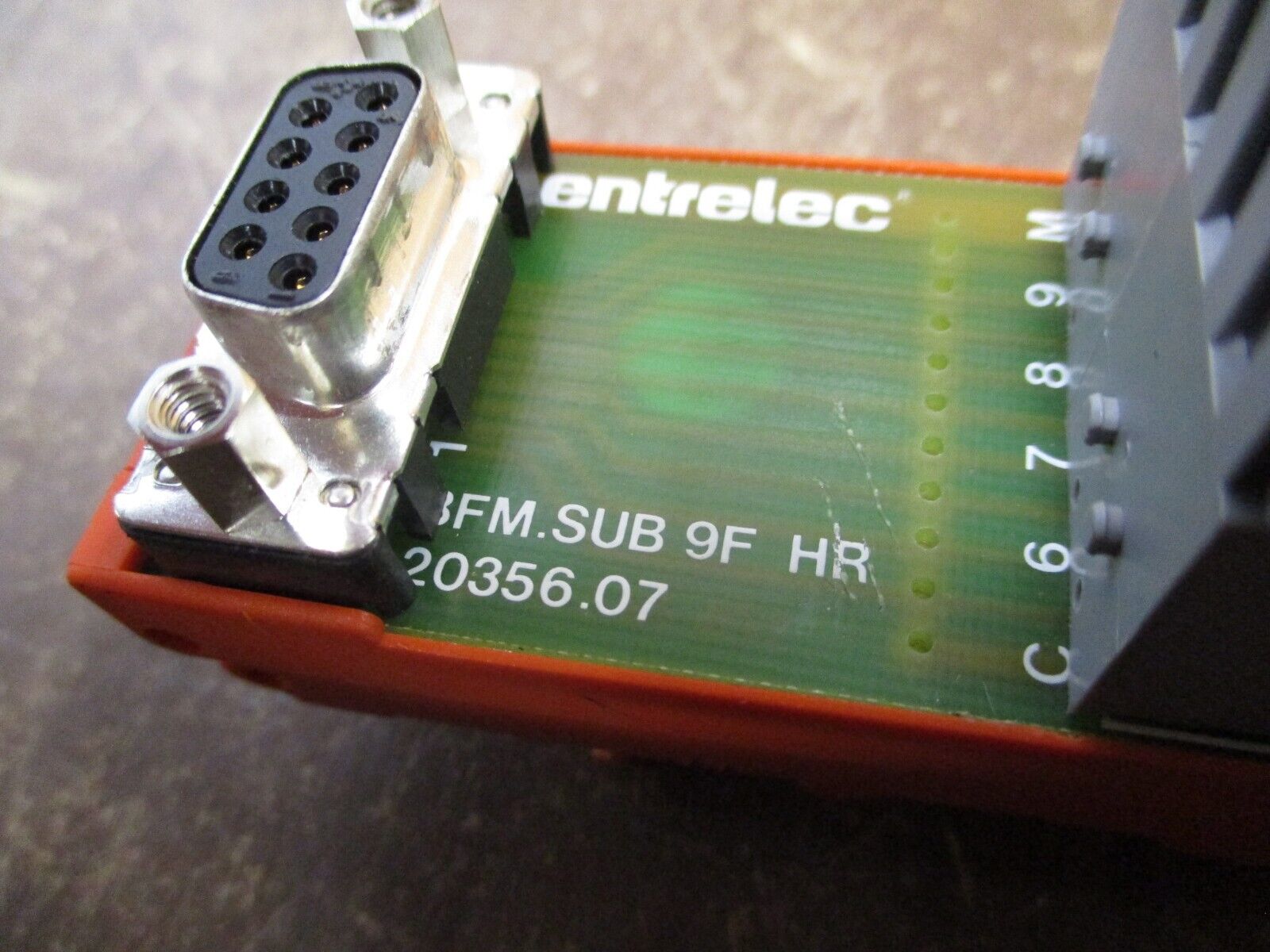 Entrelec BFM.SUB 9F HR Connection Interface 20356.07 Used