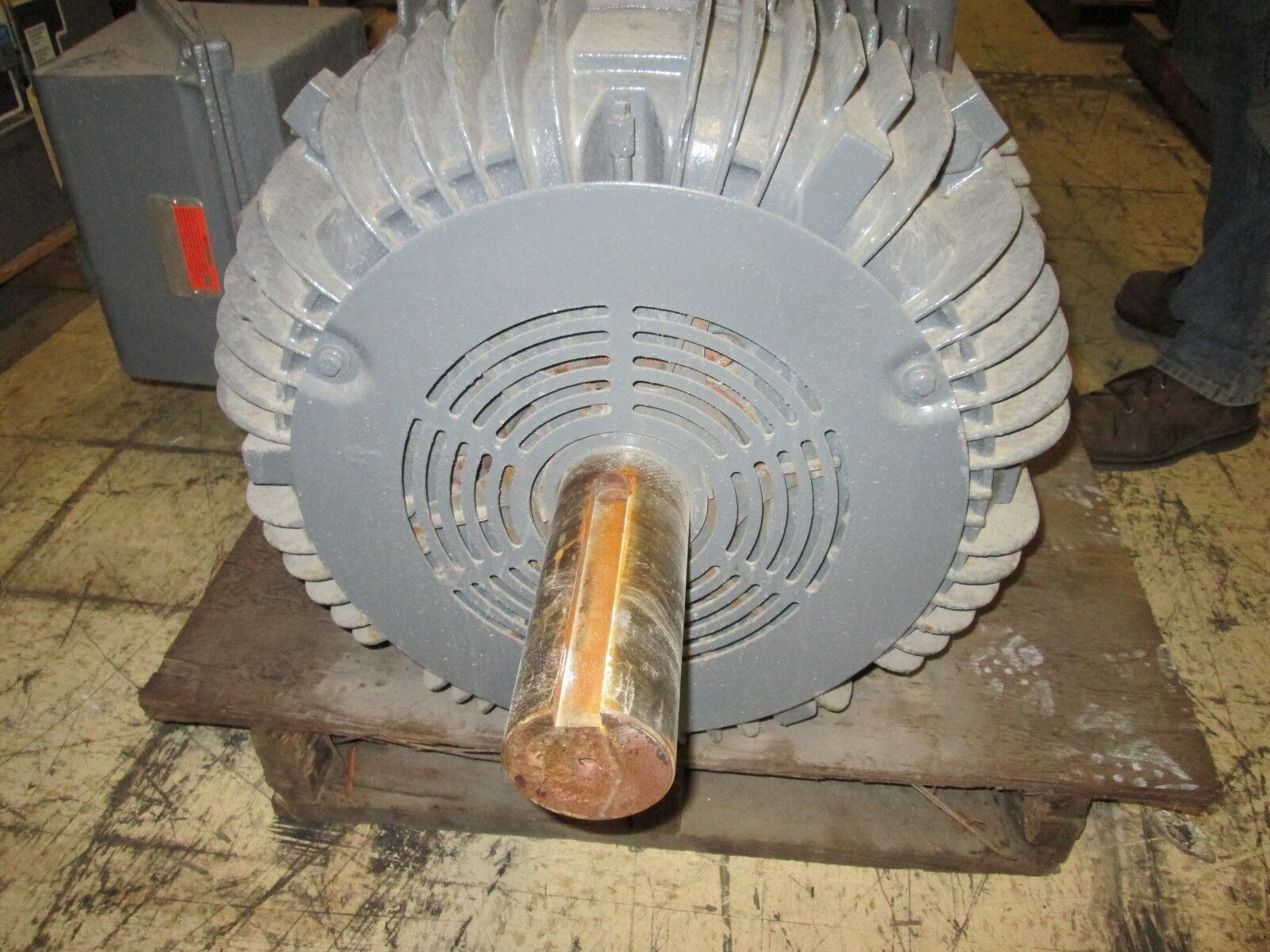 Reliance Motor 6234224 200HP 1200 RPM 449T Frame 2300V 46A