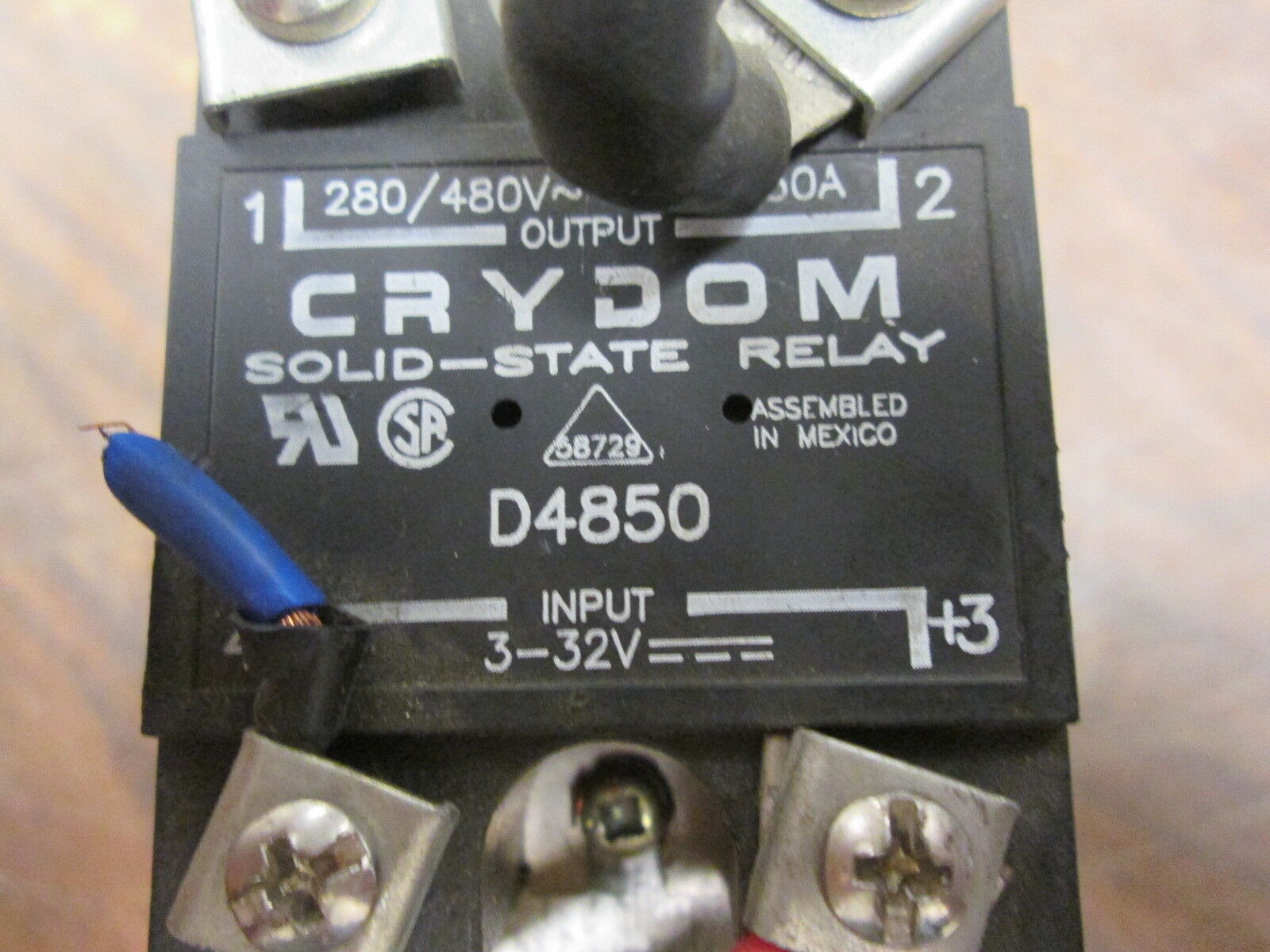 Crydom Solid State Relay D4850 w/ Heatsink Input: 3-32V Output: 280/480V 50A