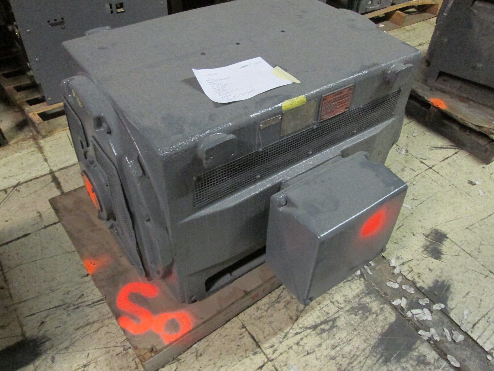 GE Motor 5K818840C61 300HP 1200 RPM 8188S Frame 2300V 170A