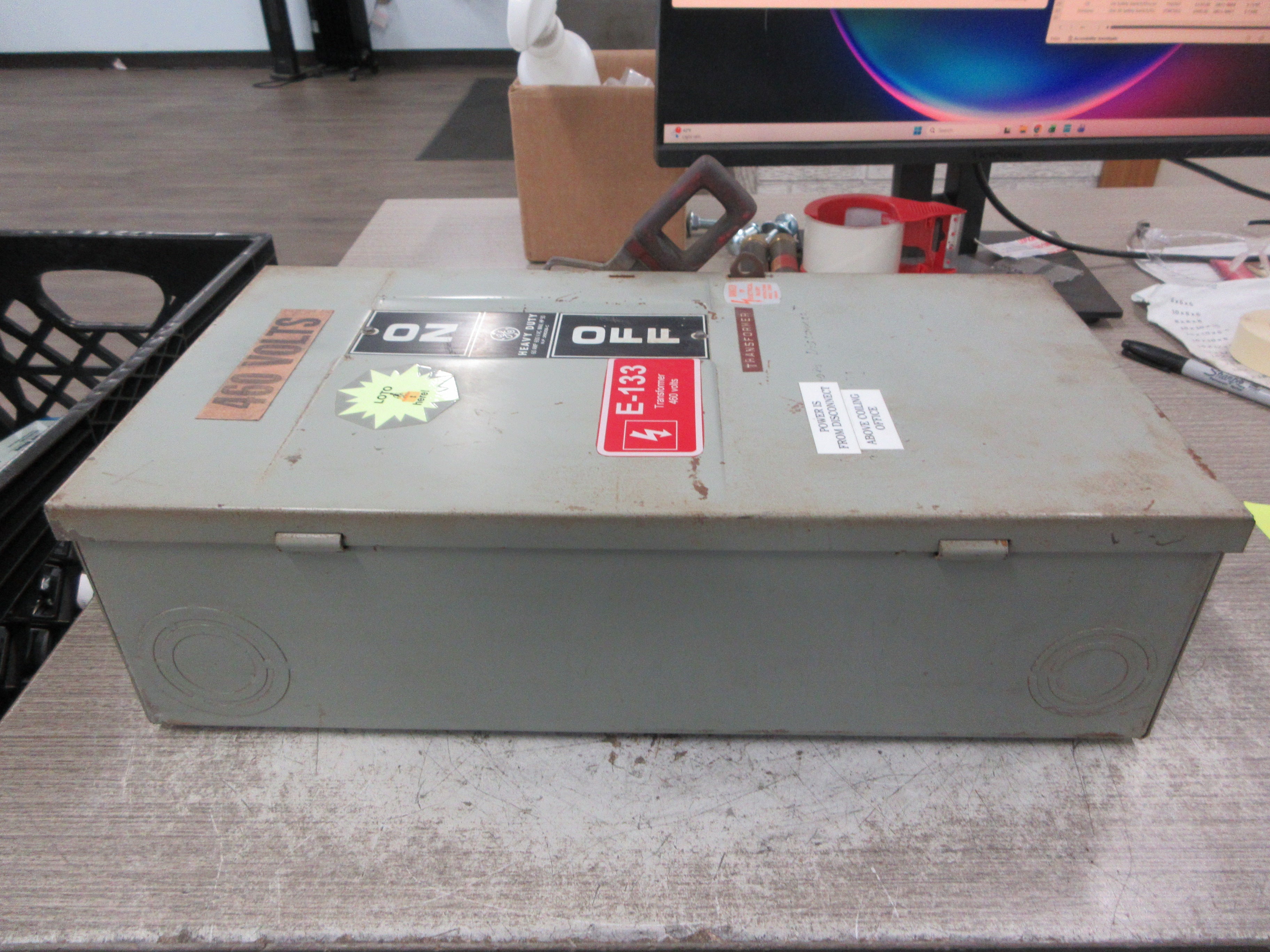 GE Fusible Safety Switch / Disconnect TH3362 MOD 4 60A 600V 3P Used
