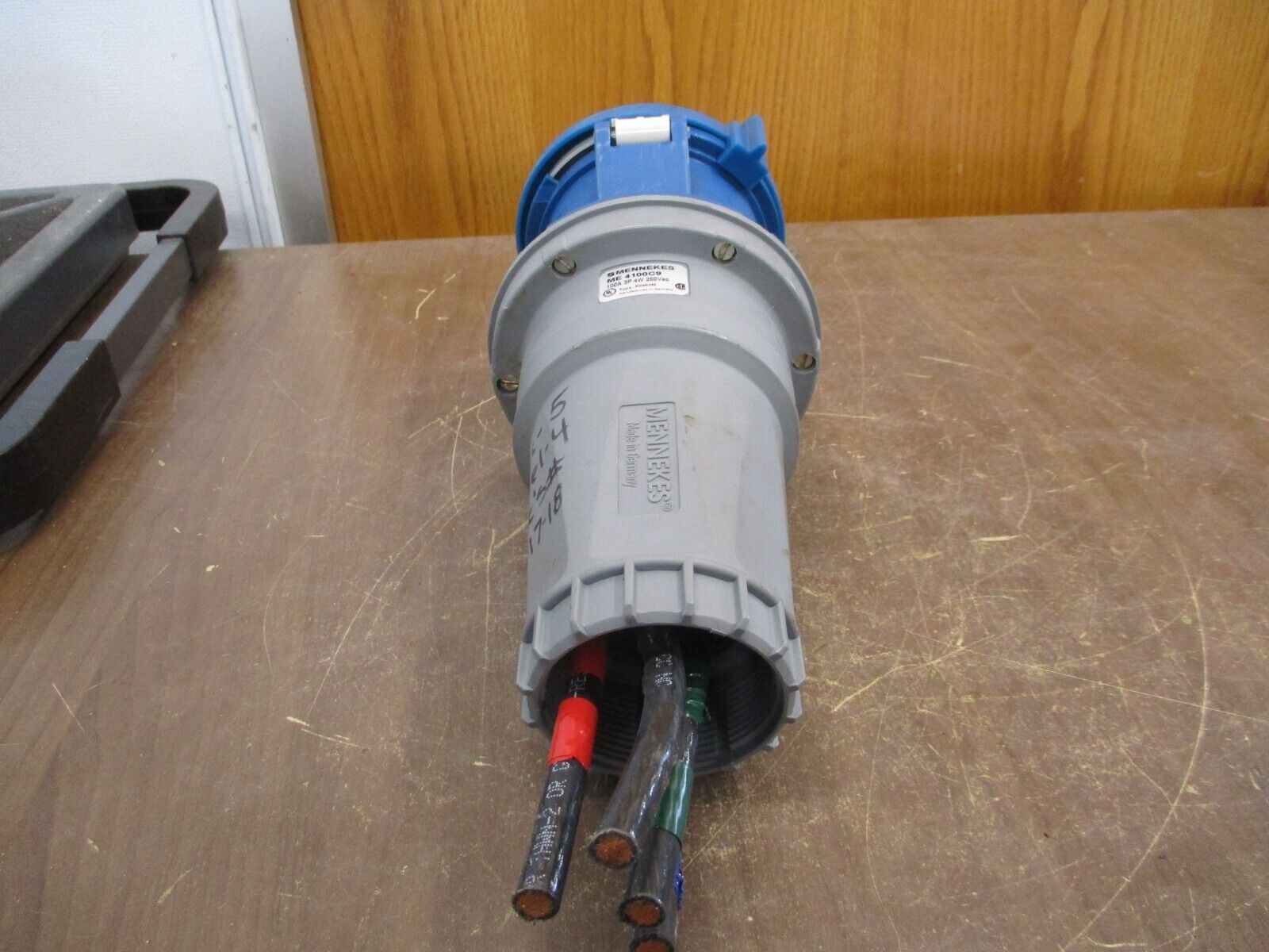 Mennekes Connector ME 4100C9 100A 250V 3P 4W *Open End* Used