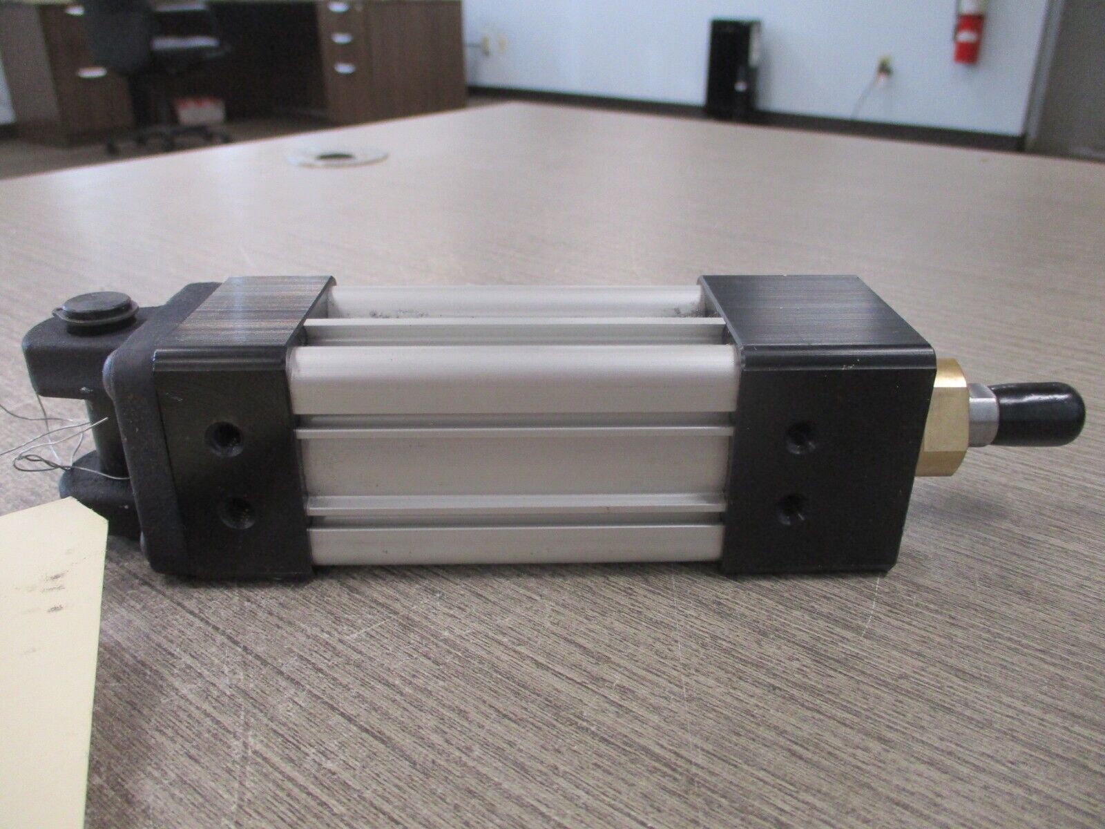 BW Container Systems Pneumatic Cylinder 1.50BB4MAU14A02.00 250 PSI *No Box* New