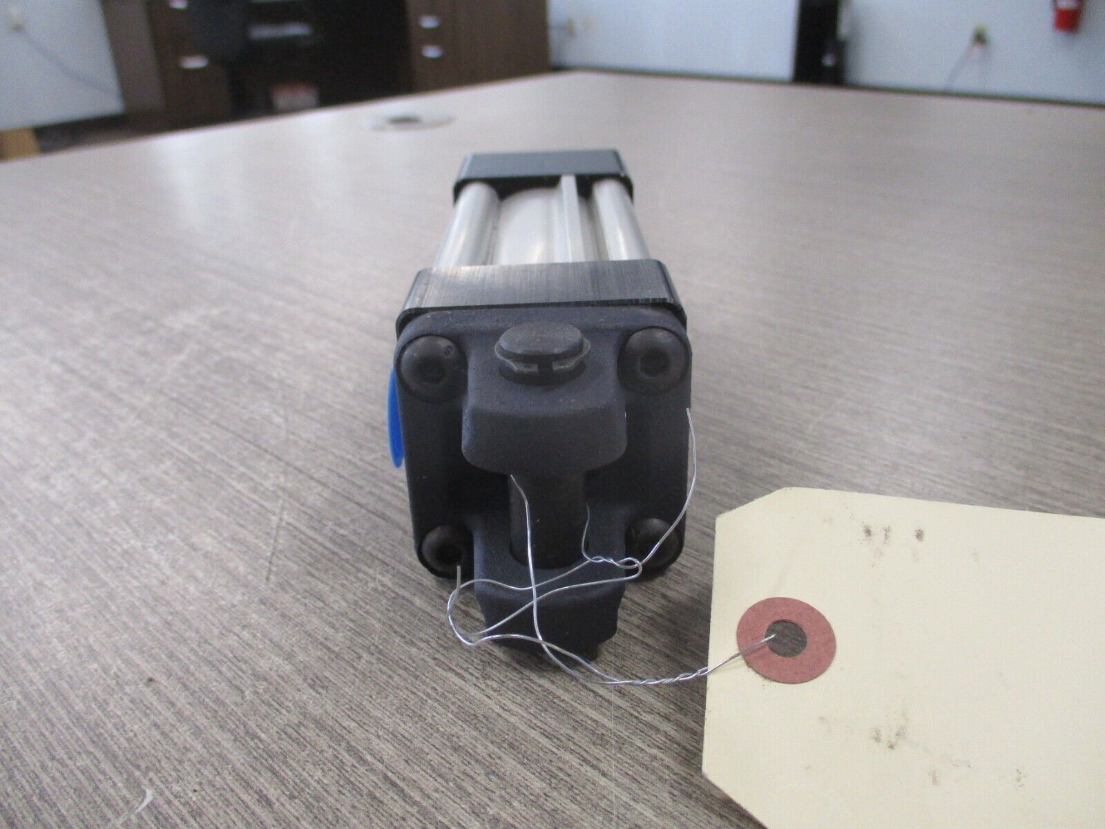BW Container Systems Pneumatic Cylinder 1.50BB4MAU14A02.00 250 PSI *No Box* New