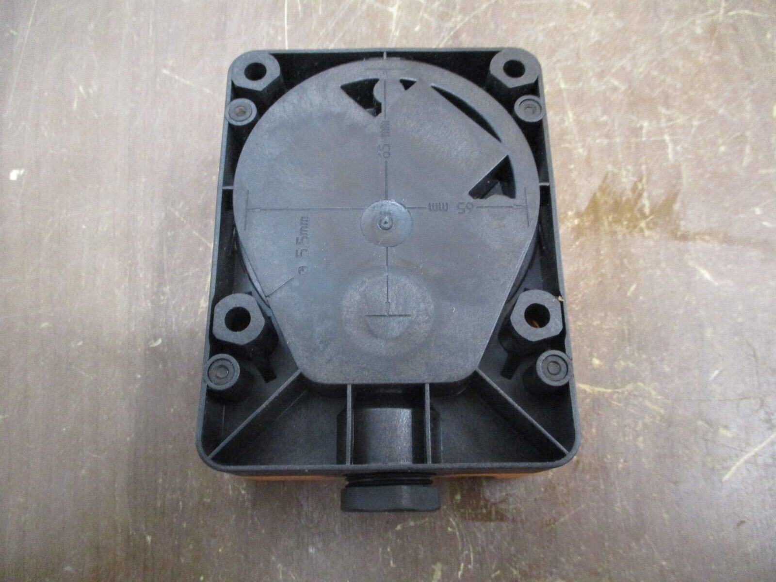 IFM Efector 100 Inductive Sensor ID5005 New Surplus