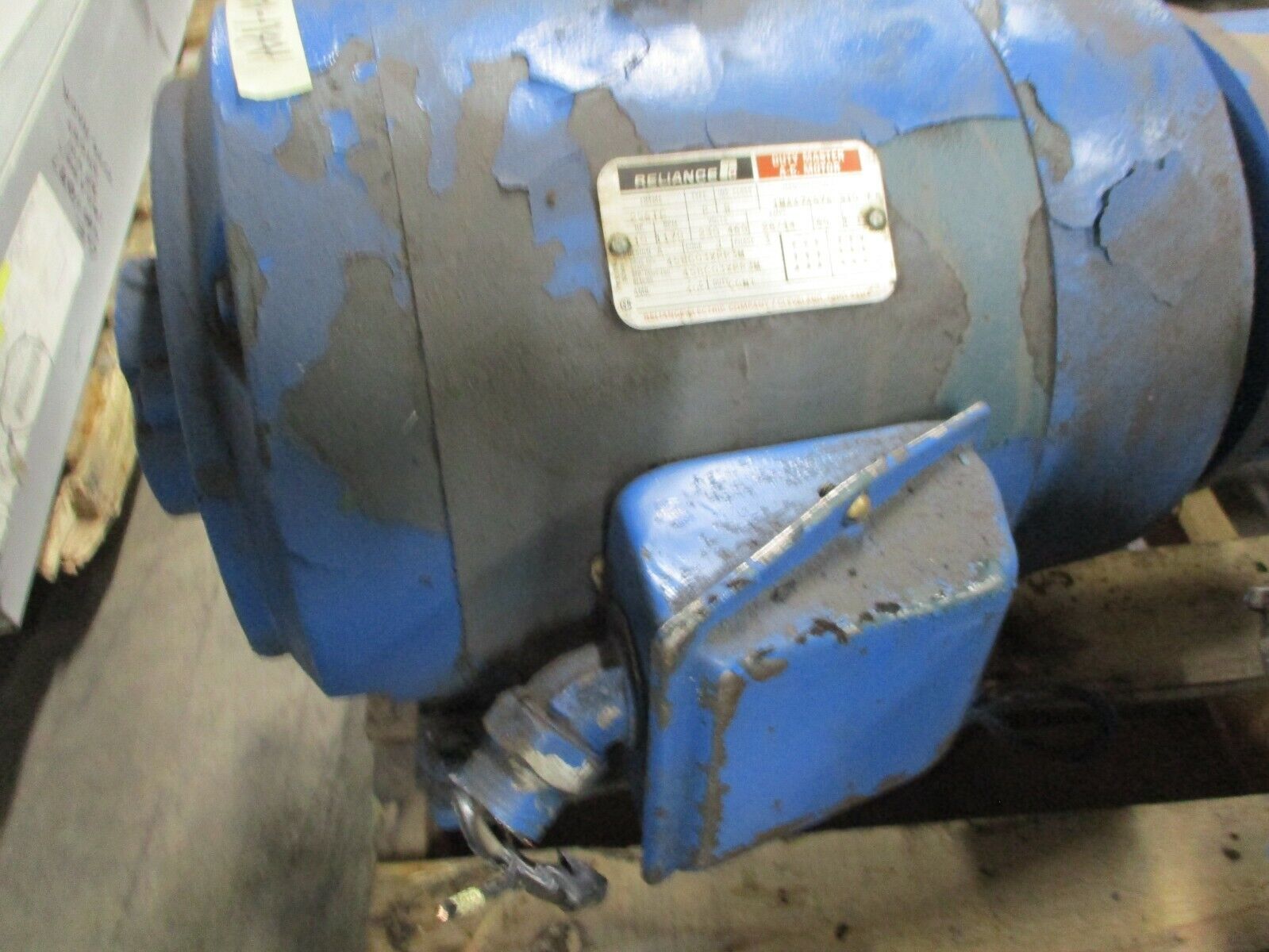 Vickers Vane Pump w/ Motor 25V 14A 10 10HP 1200RPM 230/460V 28/14A Used