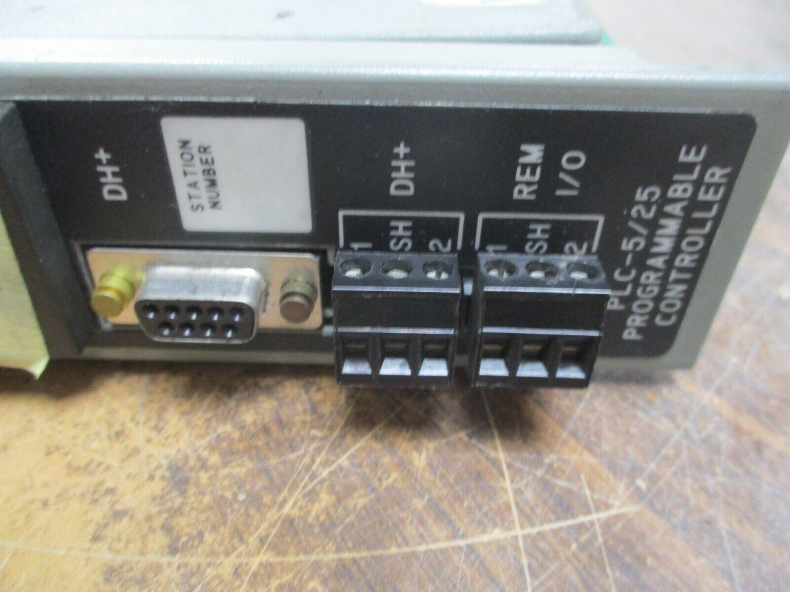 Allen-Bradley PLC-5/25 Processor Module 1785-LT2 A Ser. A F/W Rev. M Used