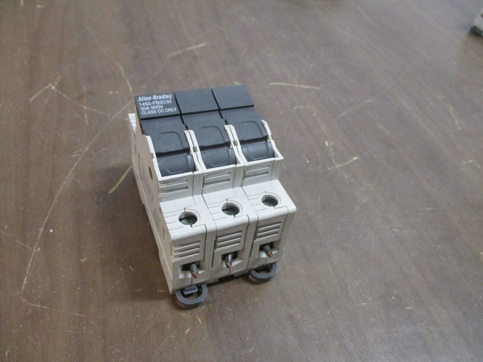 Allen-Bradley Fuseholder 1492-FB3C30 30A 600V 3P Used