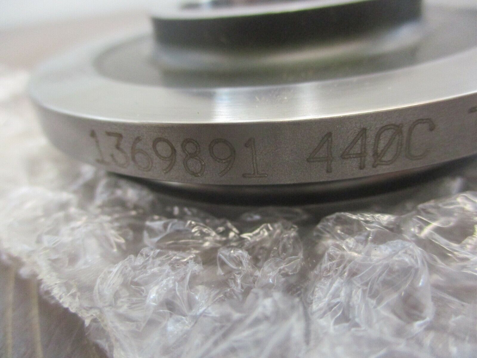 Pneumatic Scale Seal 1369891 New Surplus **No Box**