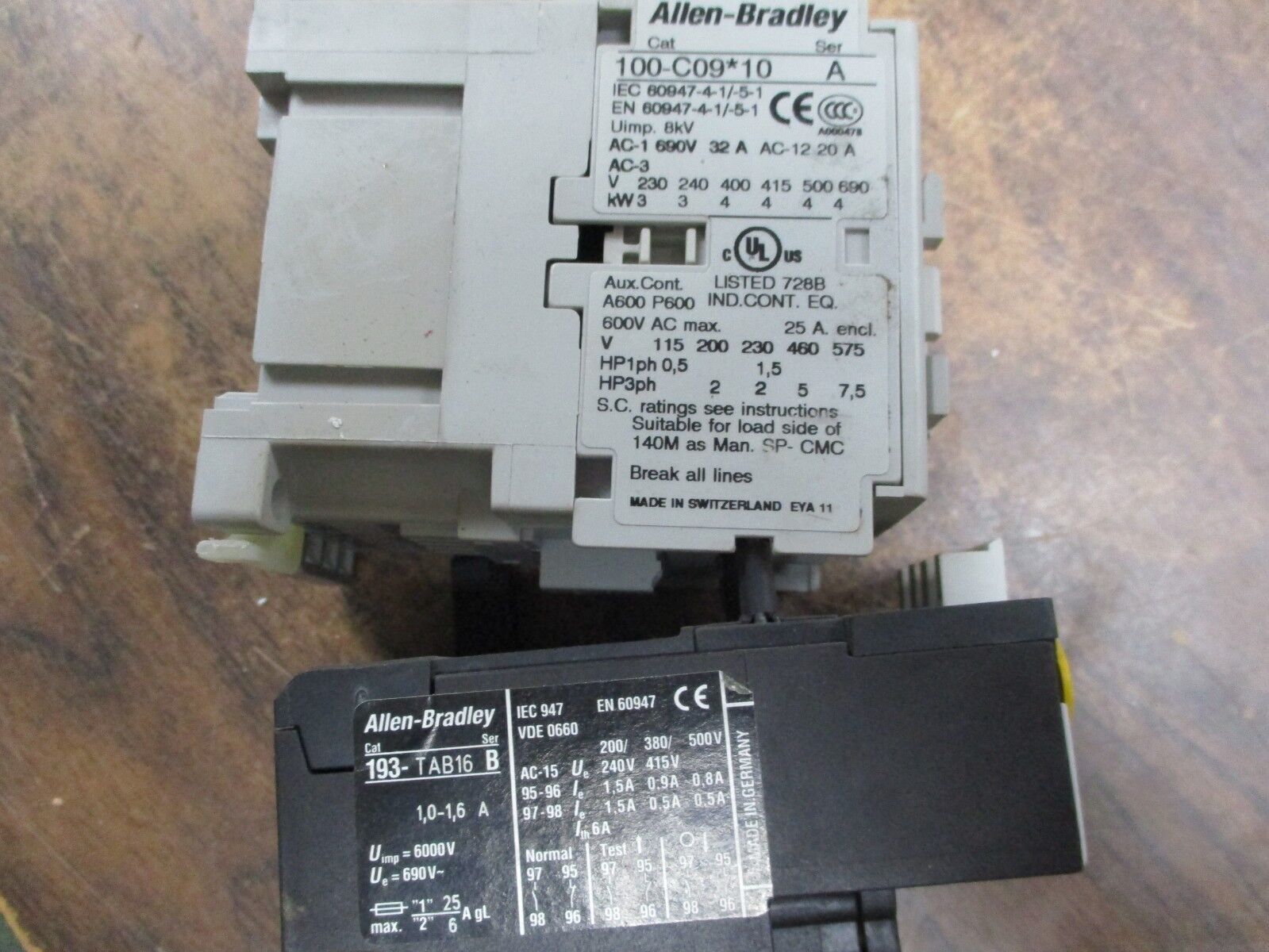 Allen-Bradley Starter 100-C09*10/193-TAB16 120V Coil 25A 600V Trip: 1-1.6A Used
