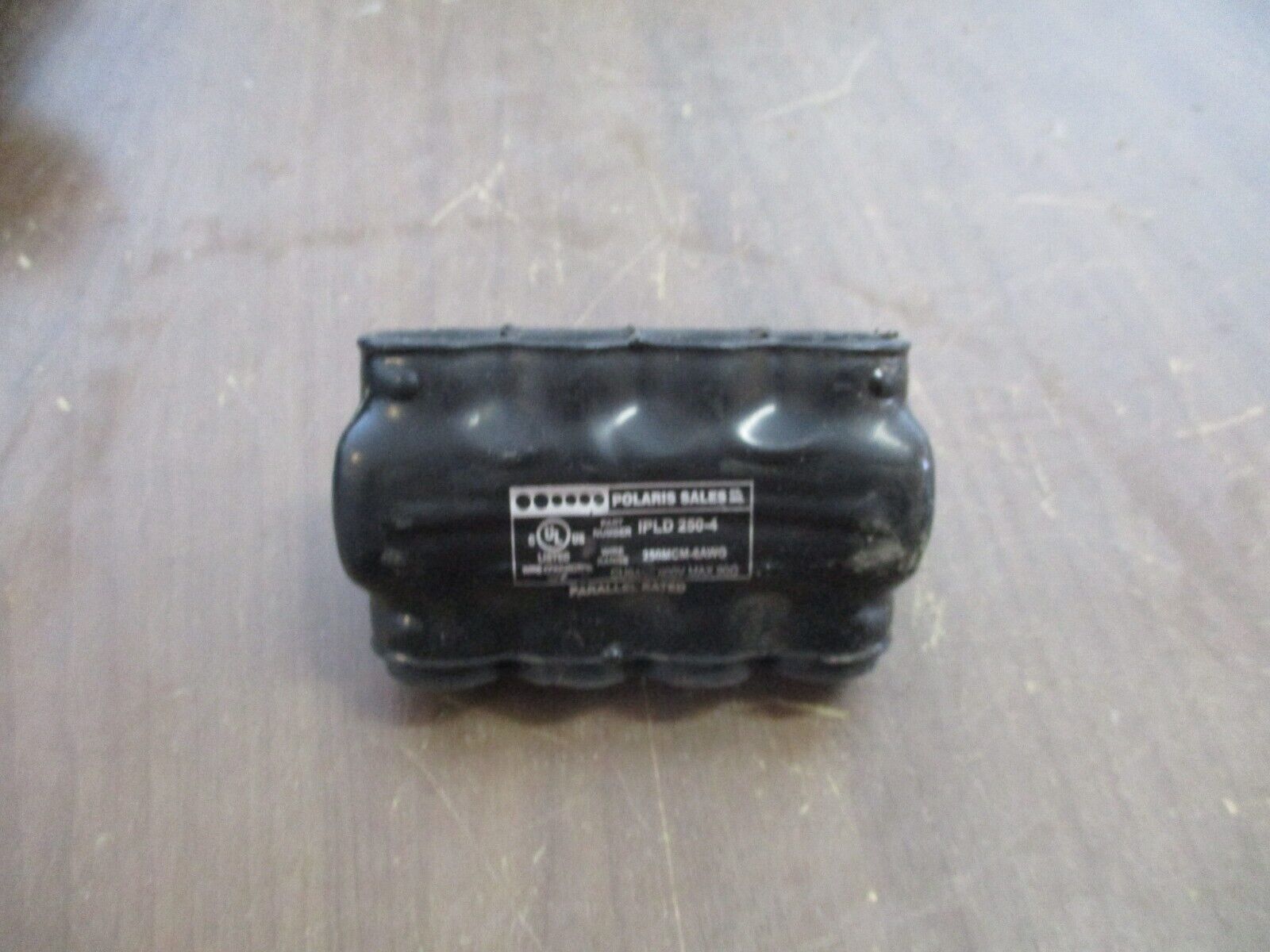 Polaris Pre-Insulated Connector IPLD 2500-4 250MCM-6AMG 4P Used