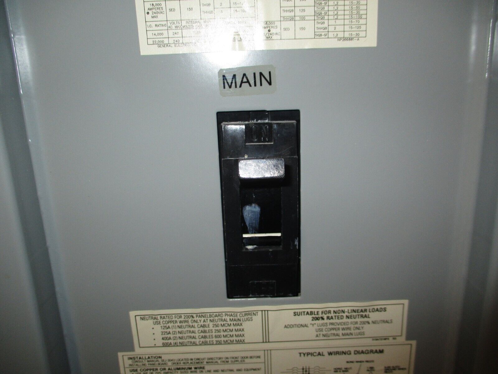 GE Main Breaker Circuit Breaker Panel AQF3422CTX 225A Max, 150A Main 42-Slot