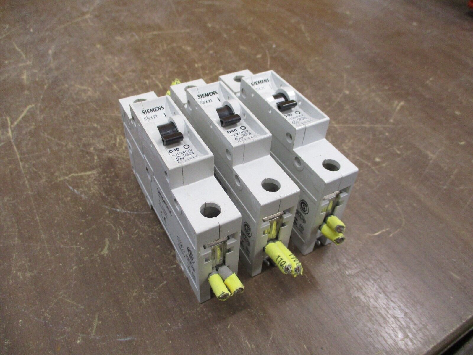Siemens Circuit Breaker 5SX21-D40 40A 230/400V 1P *Lot of 3* Used