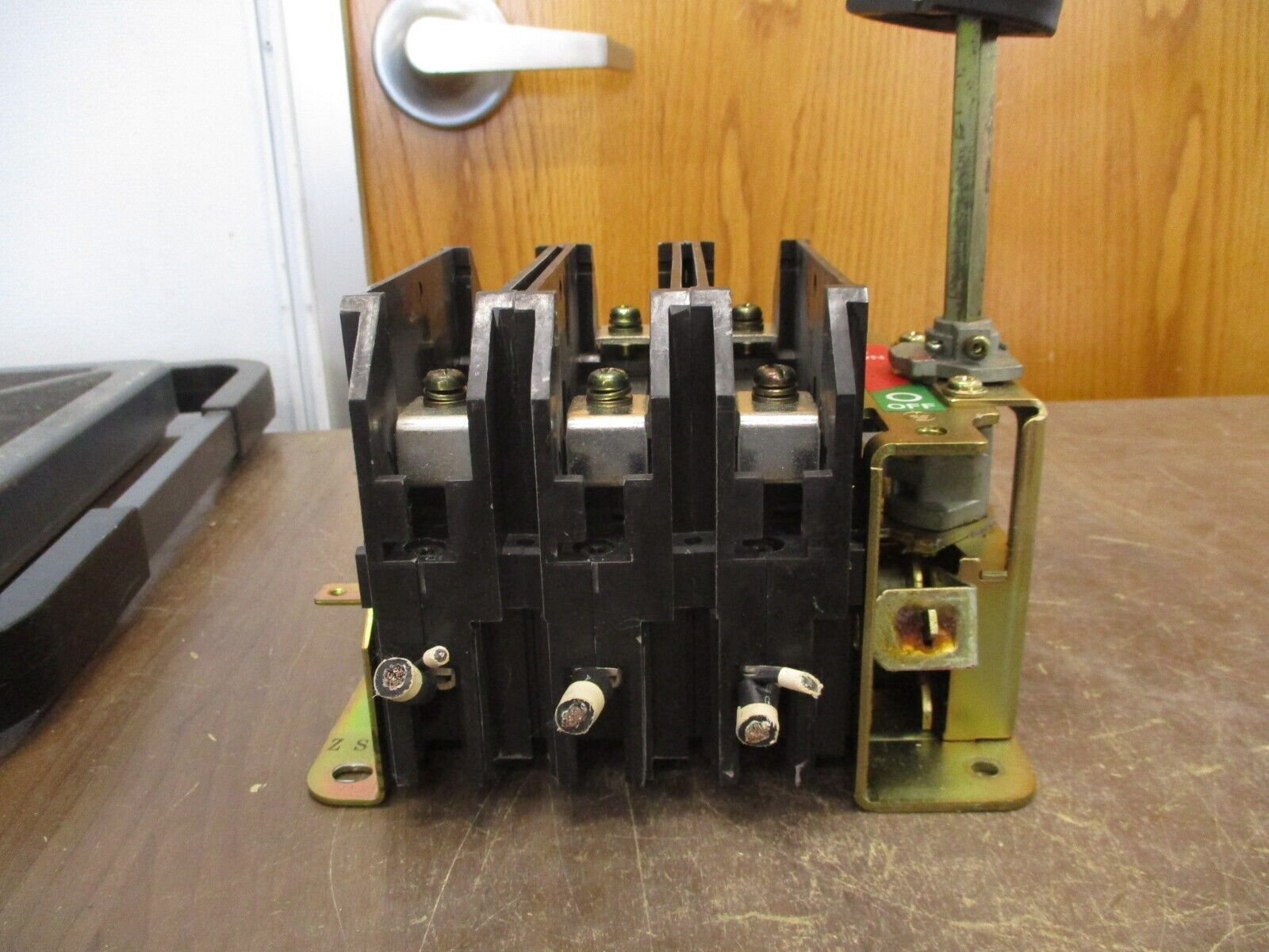 Allen-Bradley Fusible Disconnect Switch 194R-NJ100P3 Ser. B 100A 600V 3Ph Used