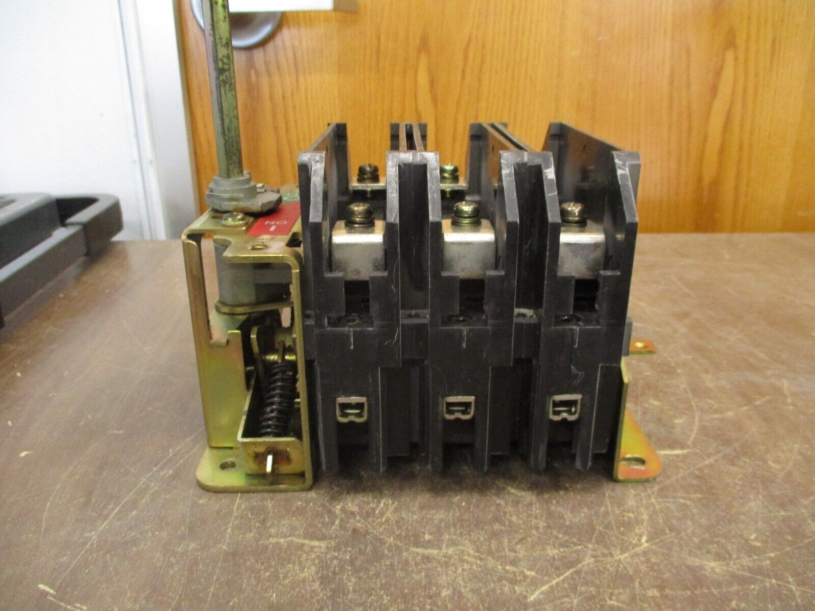 Allen-Bradley Fusible Disconnect Switch 194R-NJ100P3 Ser. B 100A 600V 3Ph Used