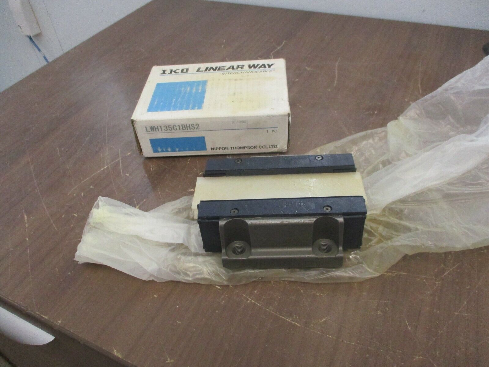 Nippon Thompson IKO Linear Block LWHT35C1BHS2 New Surplus