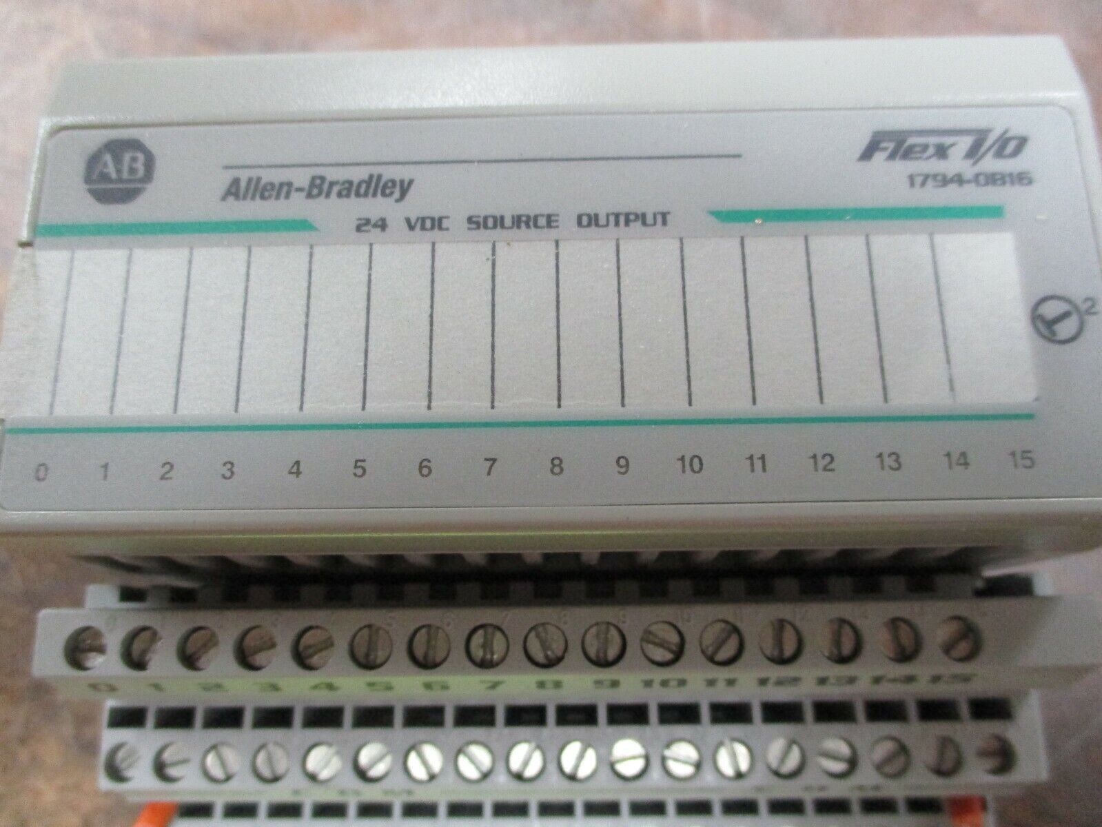 Allen-Bradley 24VDC Source Output Flex I/O 1794-OB16 Used