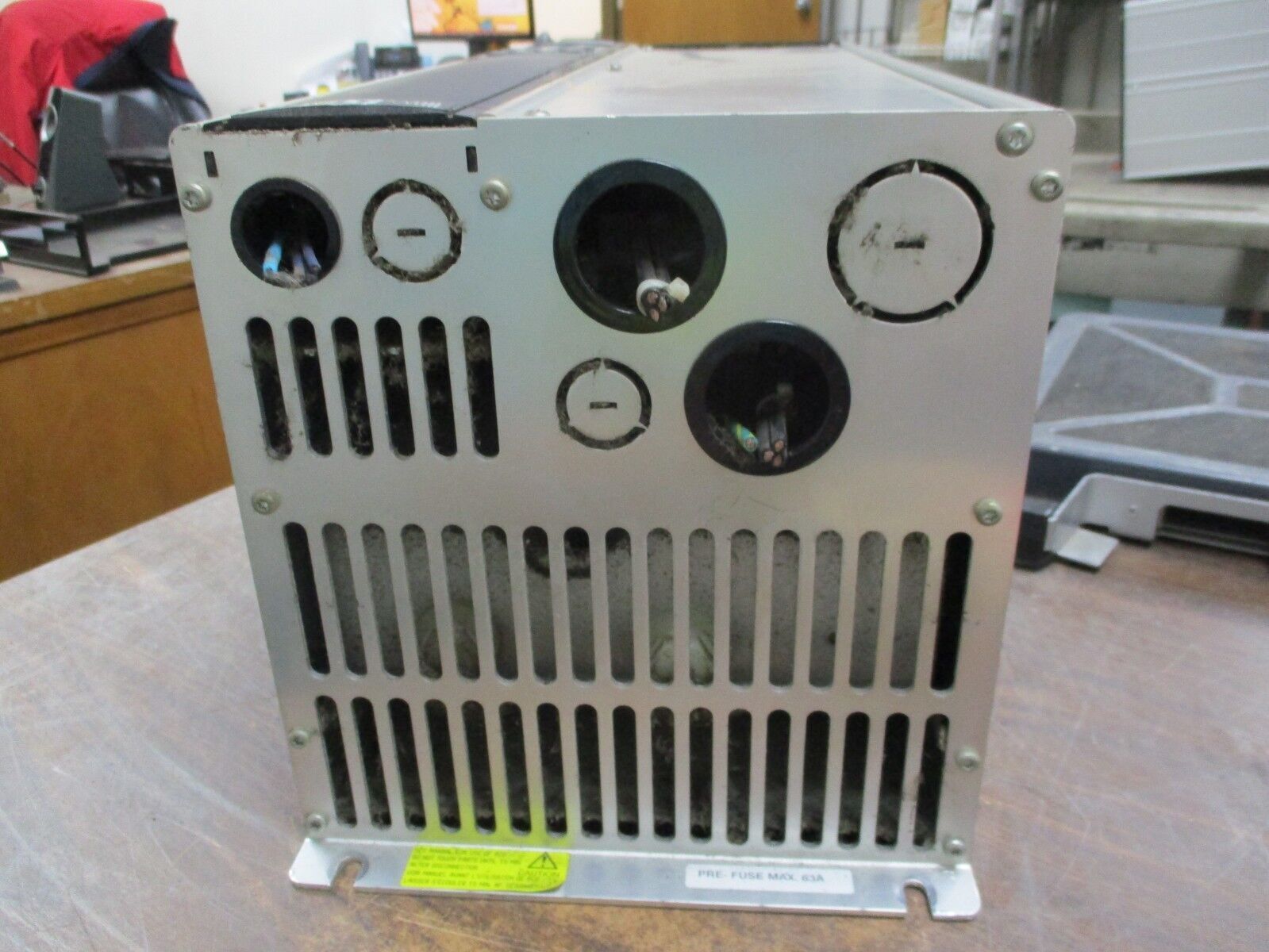 Danfoss VLT 6000 AC Drive 175Z7367 25HP 3Ph Used