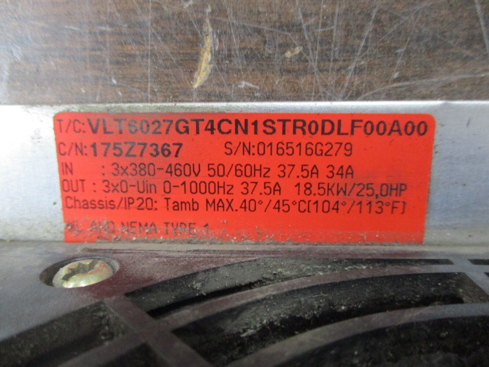 Danfoss VLT 6000 AC Drive 175Z7367 25HP 3Ph Used