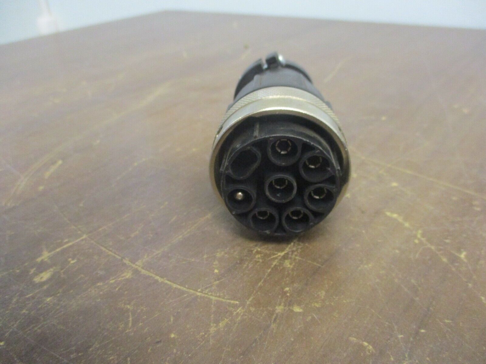 SOURIAU/BURNDY UTG Series Connector 24-7 7-Pin Used
