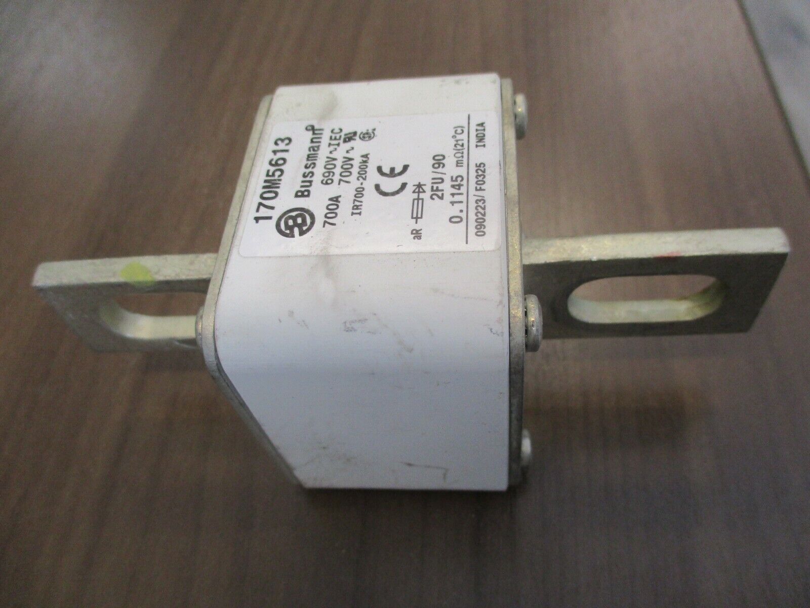 Bussmann Fuse 170M5613 700A 700V Used