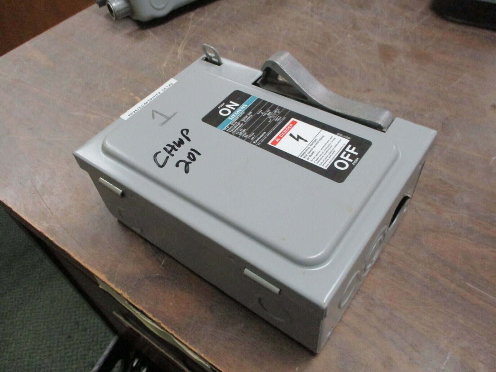 Siemens Non-Fusible Safety Switch/Disconnect NF351 30A 600V 3Ph Used