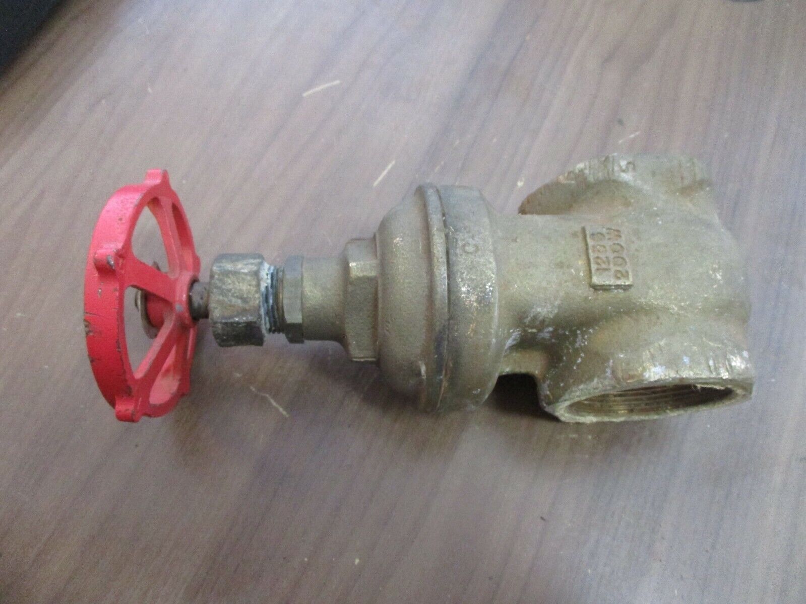 Milwaukee Valve Gate Valve 105 Size: 2 1/2" 125SWP 200WOG Used