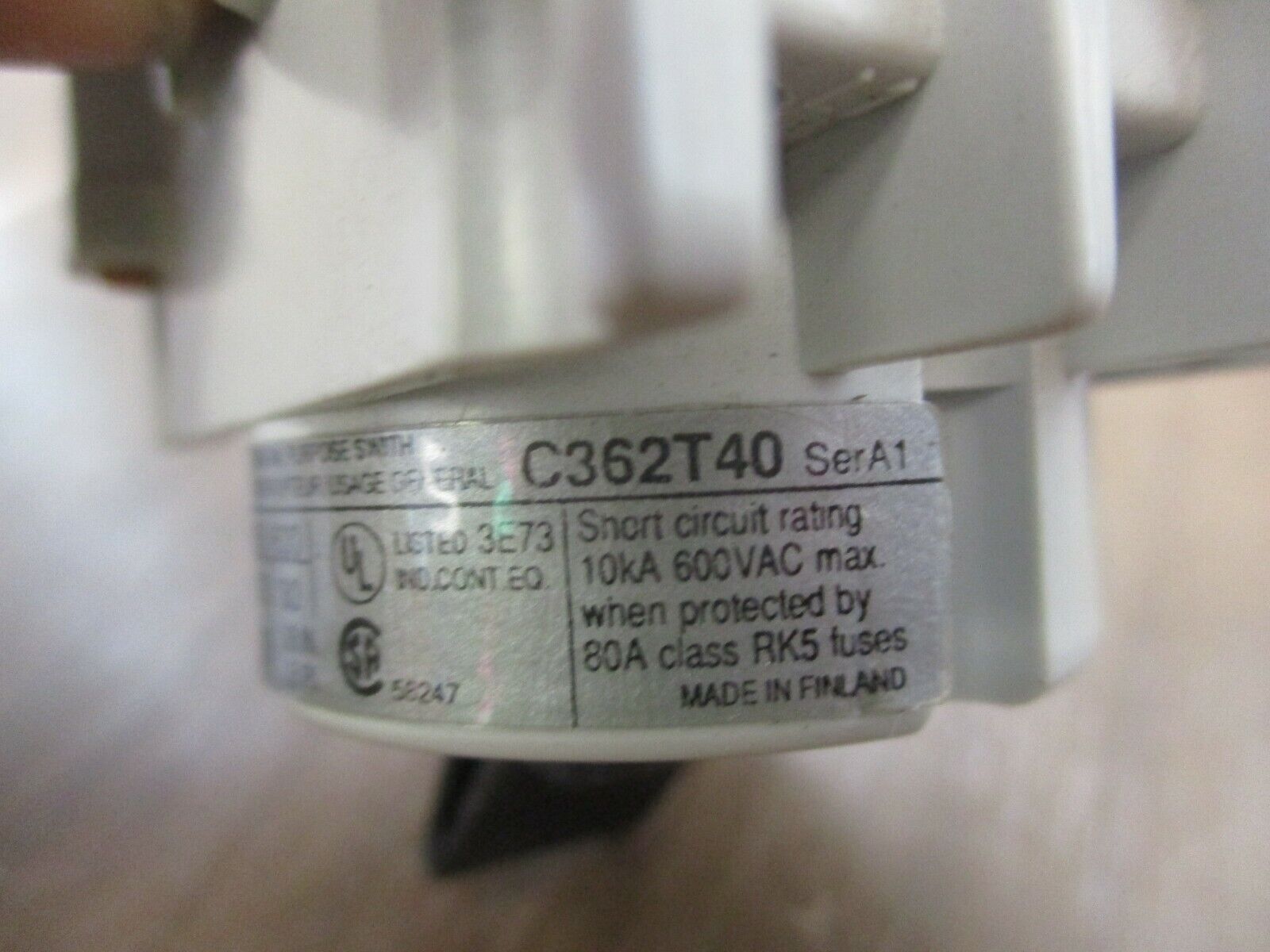 Cutler-Hammer Switch C362T40 40A 600V 3Ph w/ On/Off Cover Used