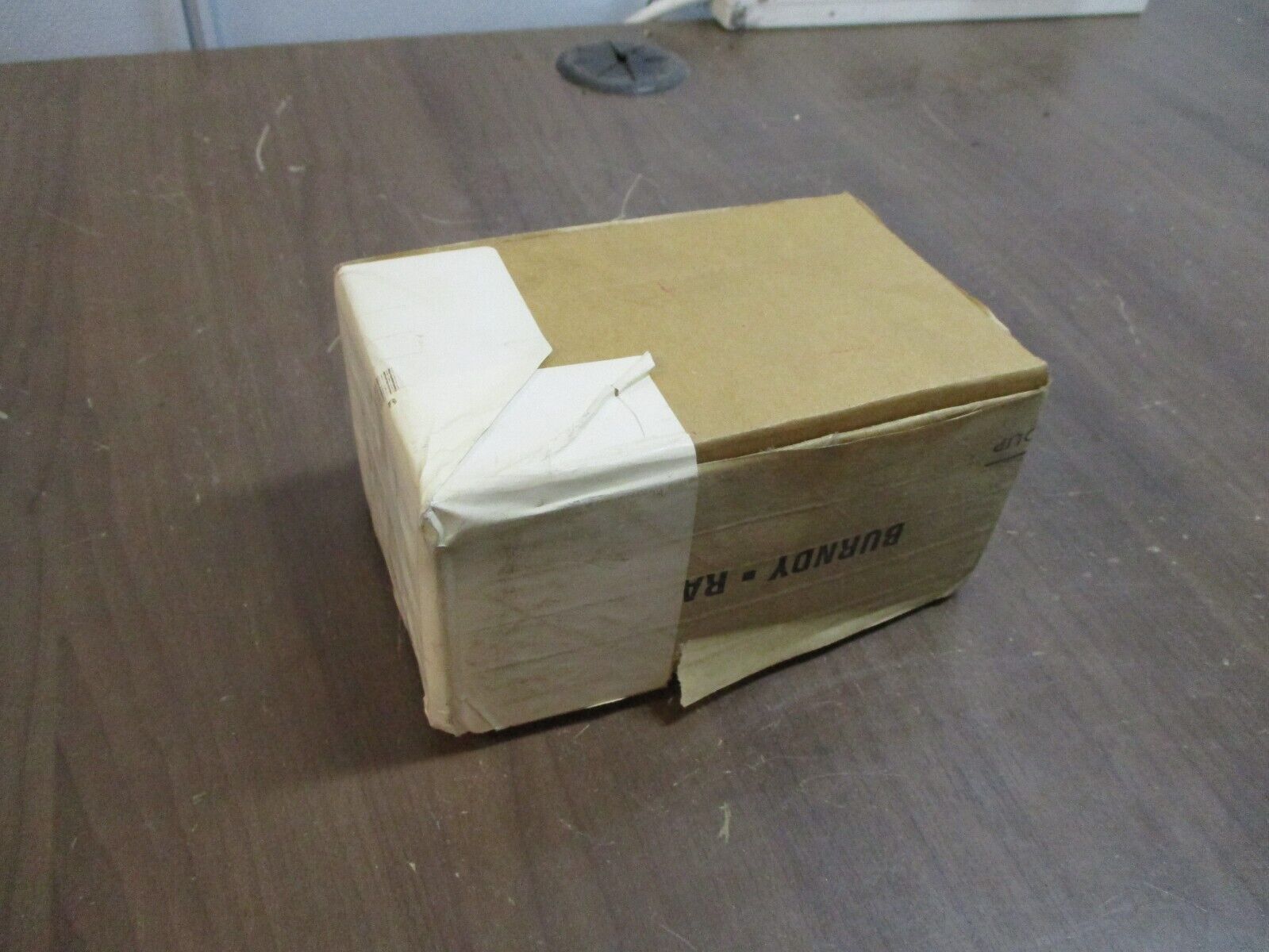 Burndy Versitap Mechanical Connector QPX2C2C *Box of 8* New Surplus