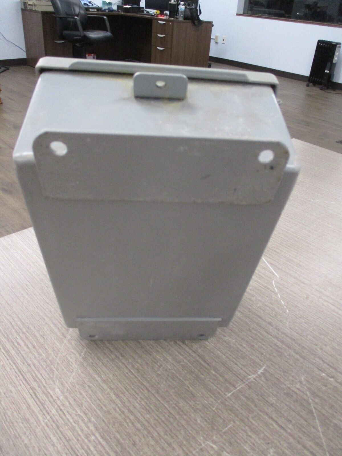 USD Leak Alert Alarm Panel LA-02 115VAC 20W Used