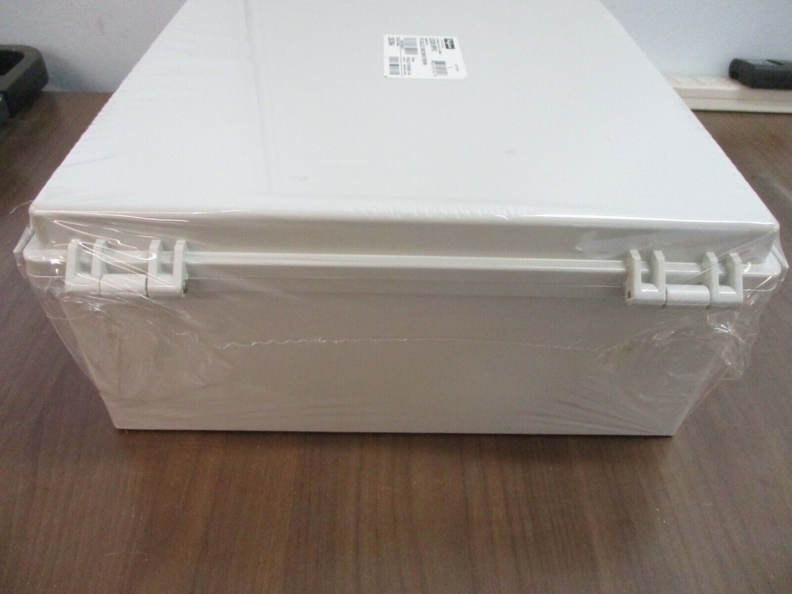 Hoffman Polycarbonate Enclosure E353515PPG Size: 350x350x150 mm w/ Backplate