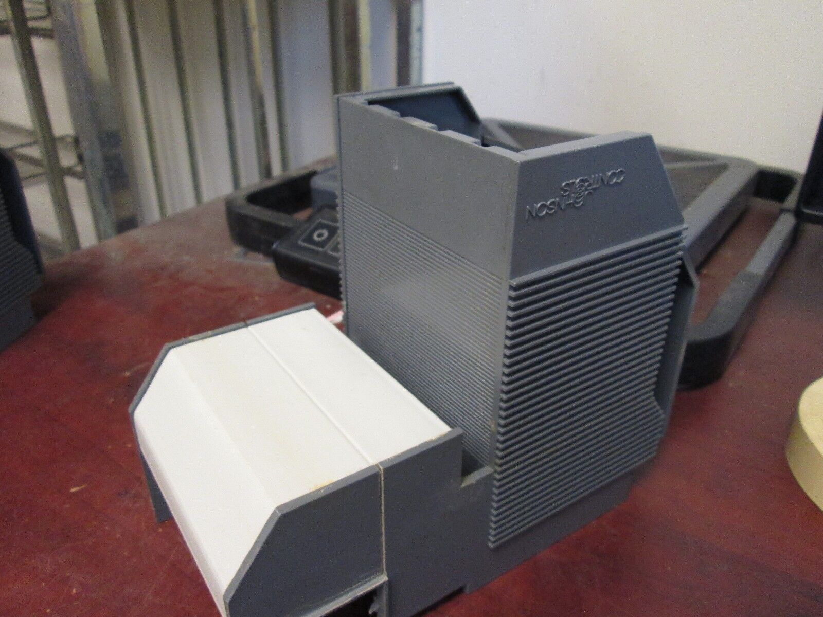 Johnson Controls/Metasys Function Module AS-FMK100-0 In: 18-32VDC .03A Max Used