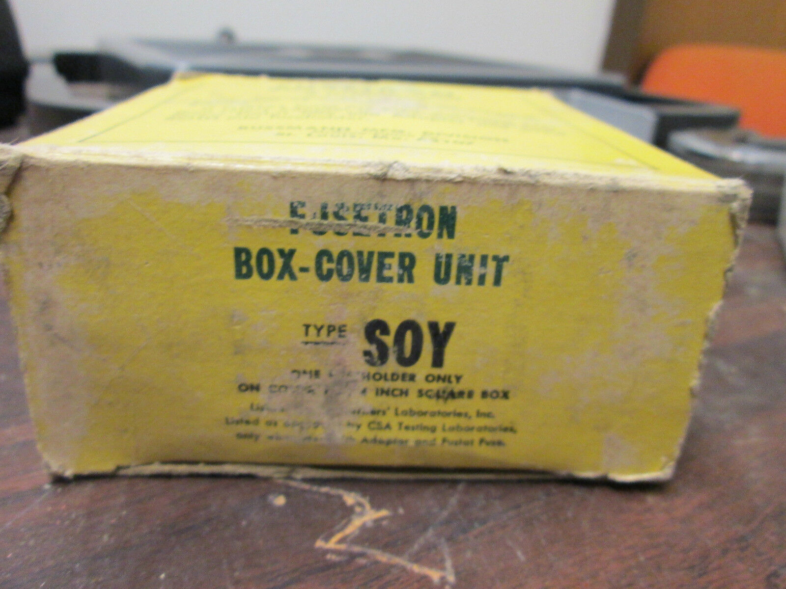Fusetron Type SOY Box Cover Unit *New In Box*