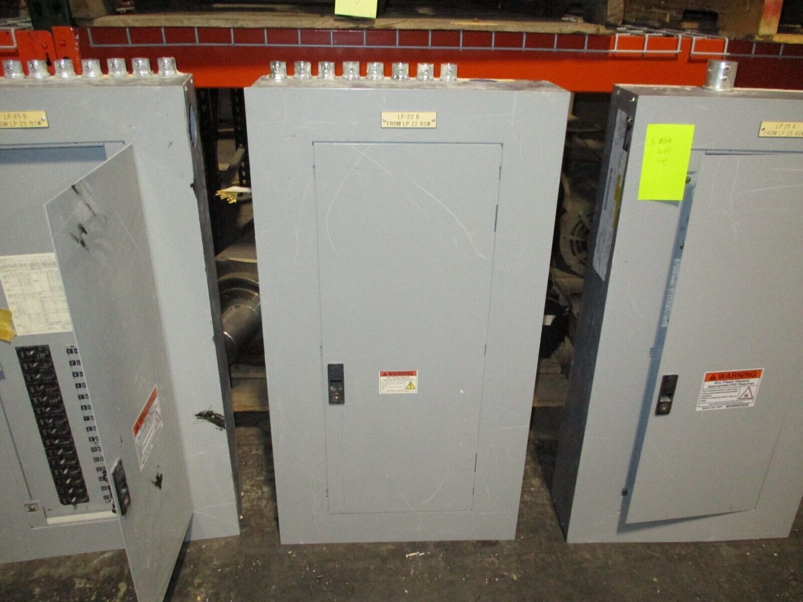 GE Main Lug Breaker Panel AEF3301MTX 125A Max 480/277V 3Ph 4W 30-Slot Used