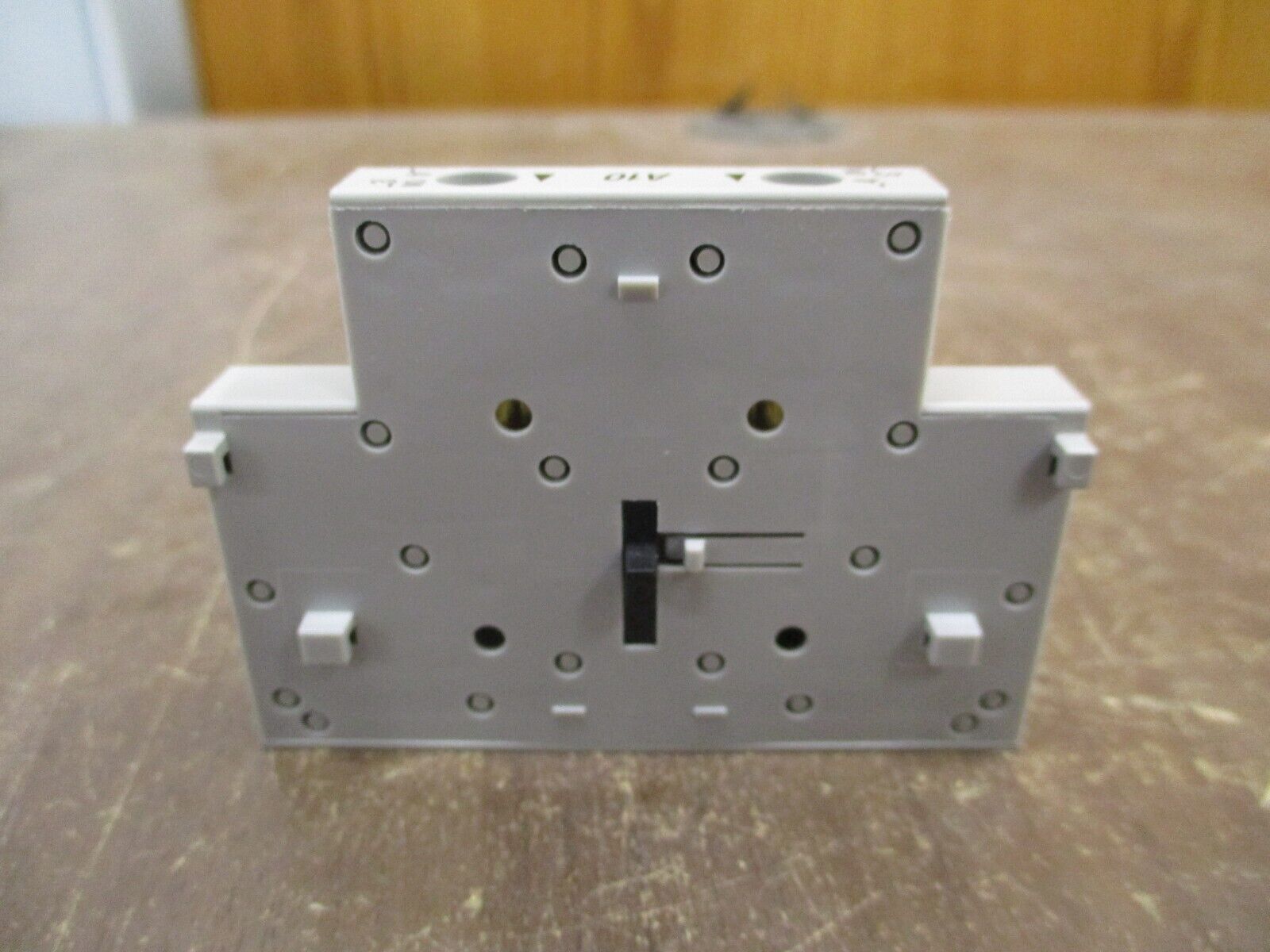 Allen-Bradley Auxiliary Contact 100-SA10 Ser. B 1 N.0. New Surplus