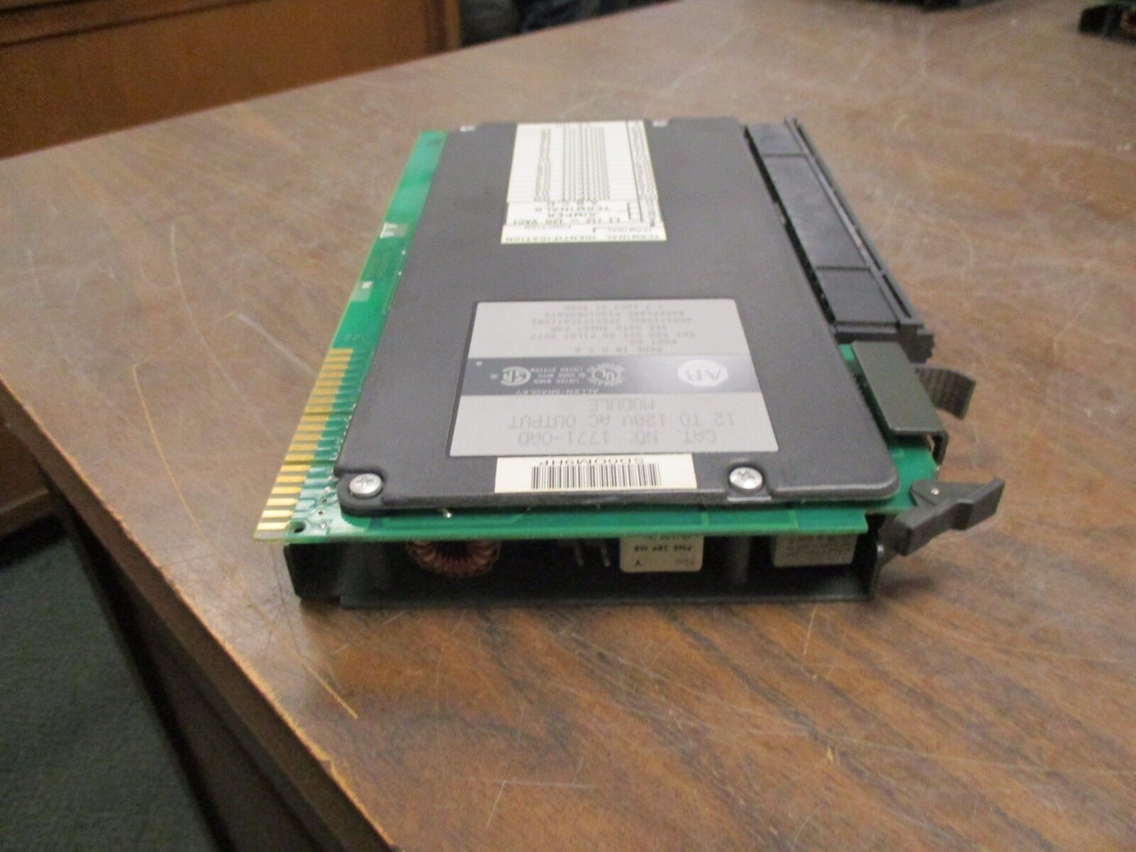 Allen-Bradley AC Output Module 1771-OAD 12-120V Output Used