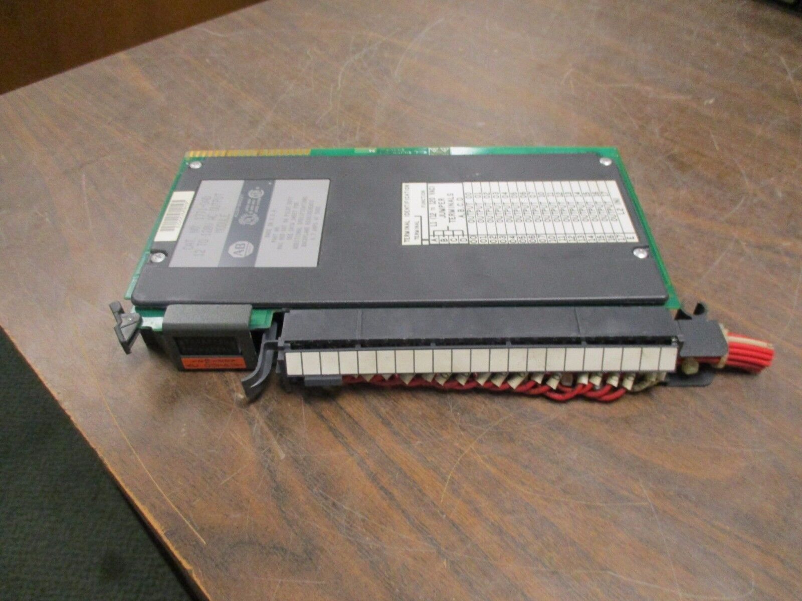 Allen-Bradley AC Output Module 1771-OAD 12-120V Output Used