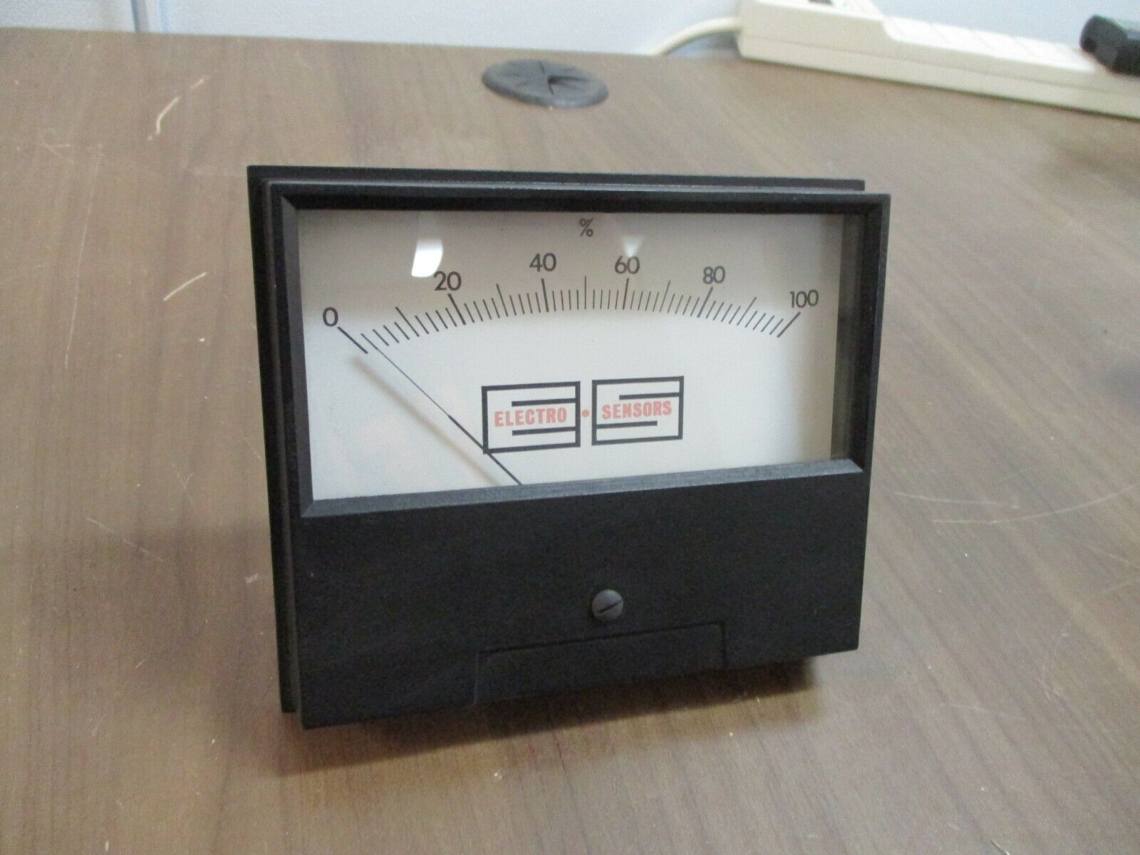 Electro Sensors Meter 264 Used