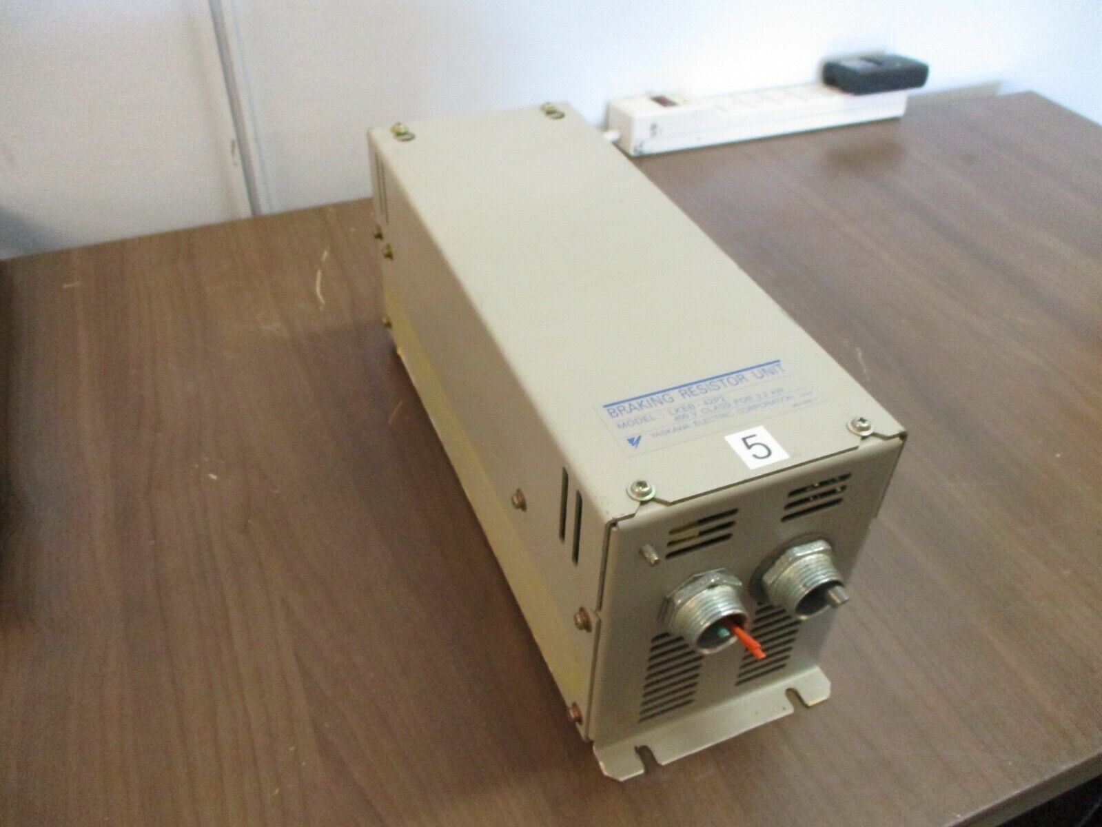 Yaskawa Braking Resistor Unit LKEB-42P2 400V Class For 2.2kW Used