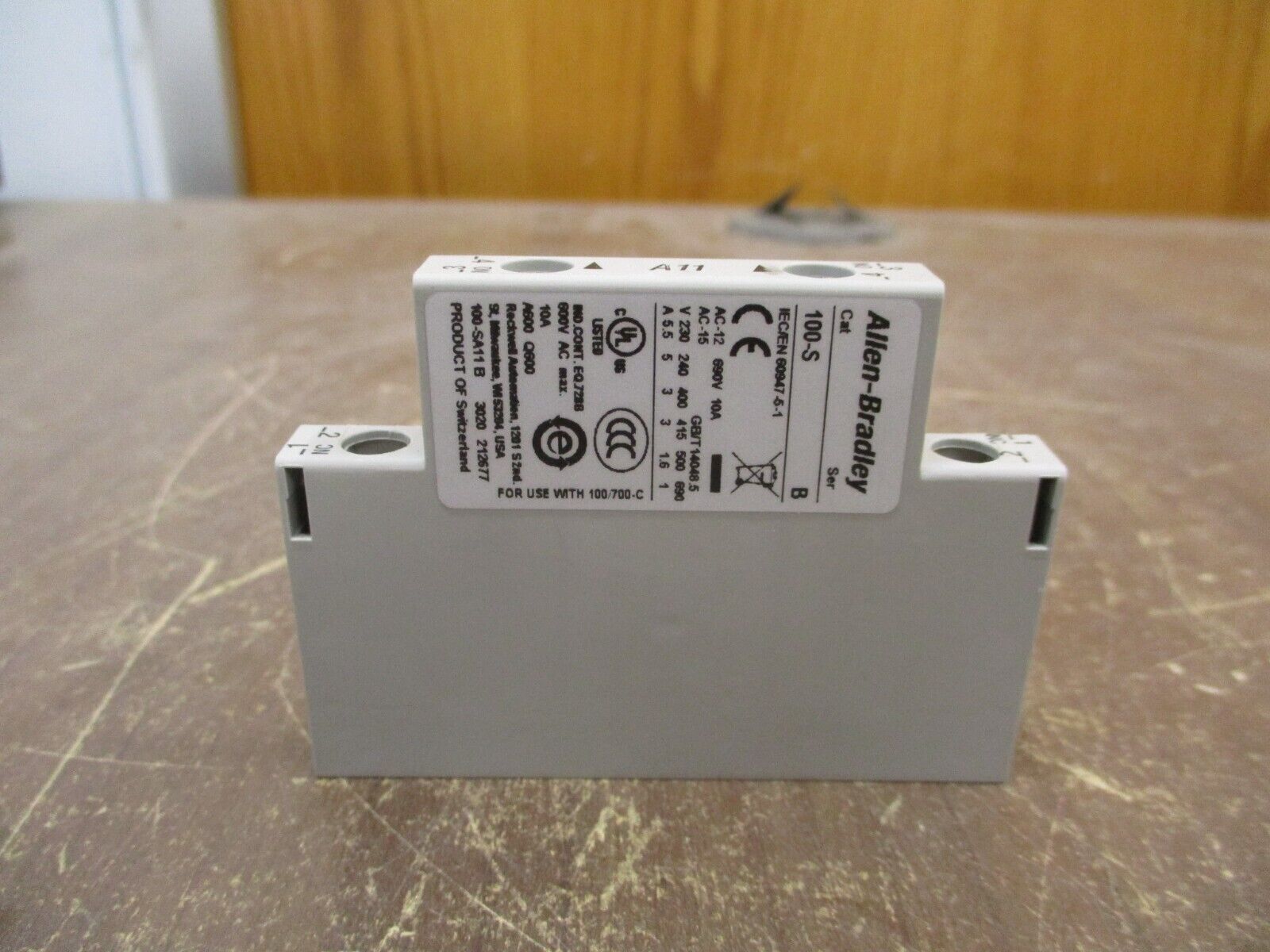Allen-Bradley Aux. Contact 100-SA11 Ser. B 1 N.O. 1 N.C. New Surplus